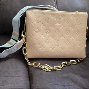 Elegant Beige Clutch with Gold Zipper